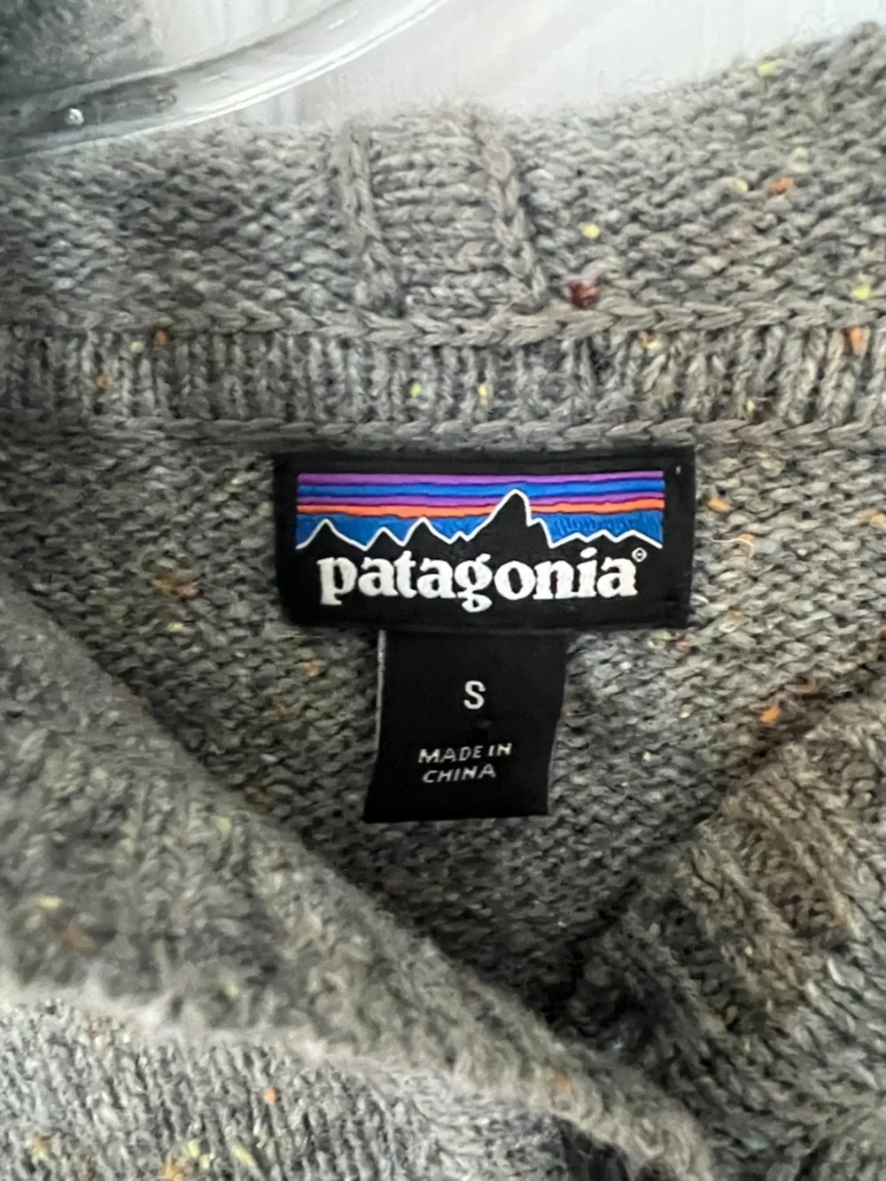 Patagonia Men's Heather Gray Hooded Henley Sweater - Picture 2 of 5